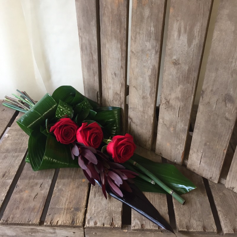 3 Rose Tied Sheaf