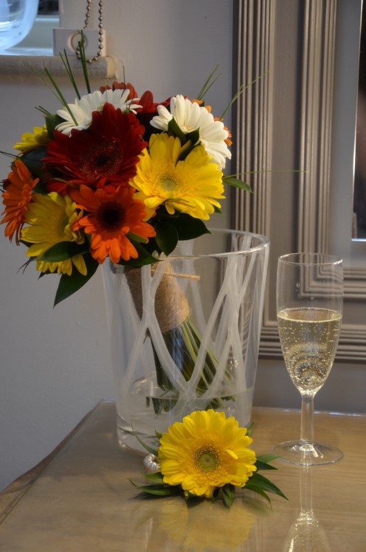 Bright Germini Bouquet