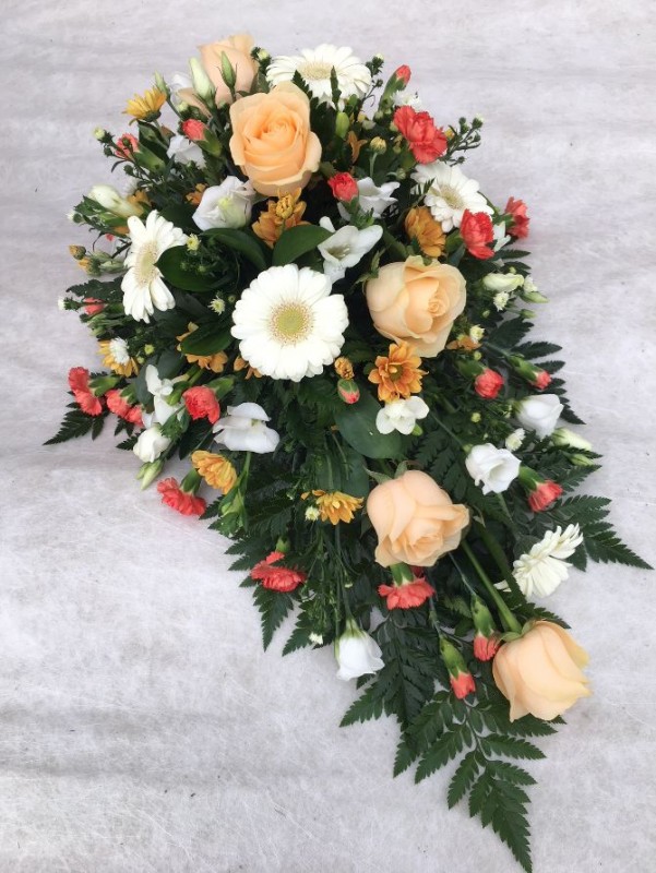 Peach and Cream Single Ended Spray