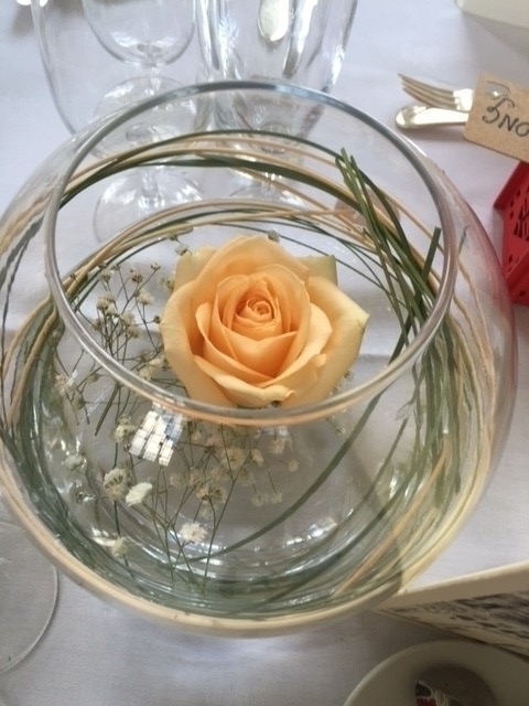 Floating Rose Vase Arrangement