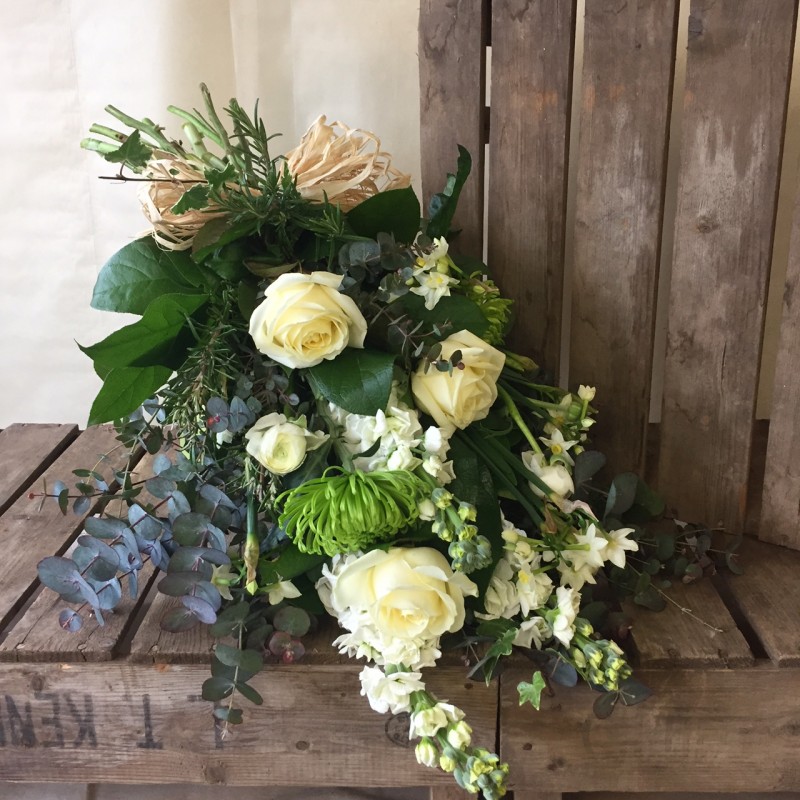 White and Cream Natural Tied Sheaf